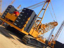 XCMG official 180 ton hoisting equipment mini crawler crane XGC180 for sale